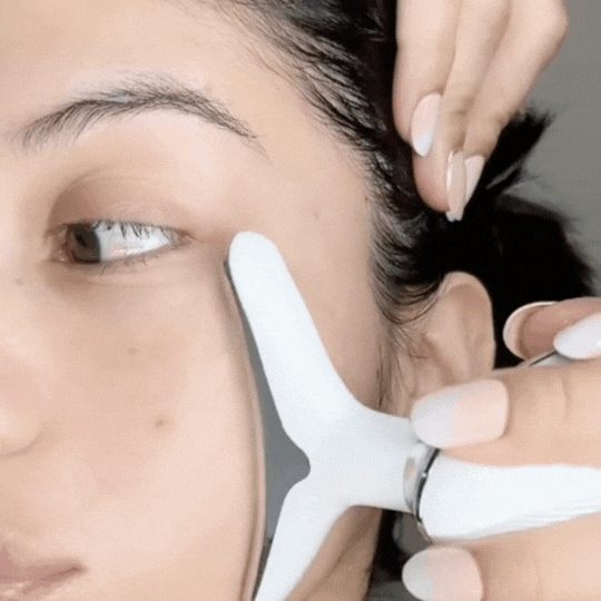 Aparat de Masaj Facial cu Lumină LED – Ofertele Zilei
